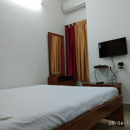 India Tours Only Kavita Guest House Bolpur Dış mekan fotoğraf